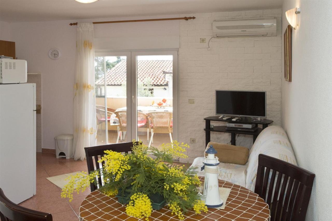 Apartments Gudelj Trogir Exterior photo