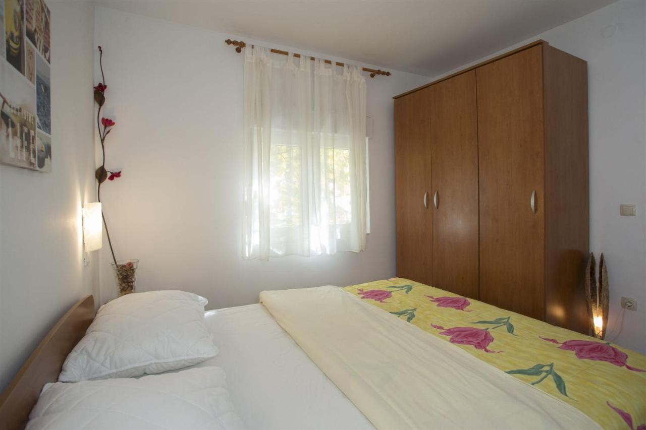 Apartments Gudelj Trogir Exterior photo
