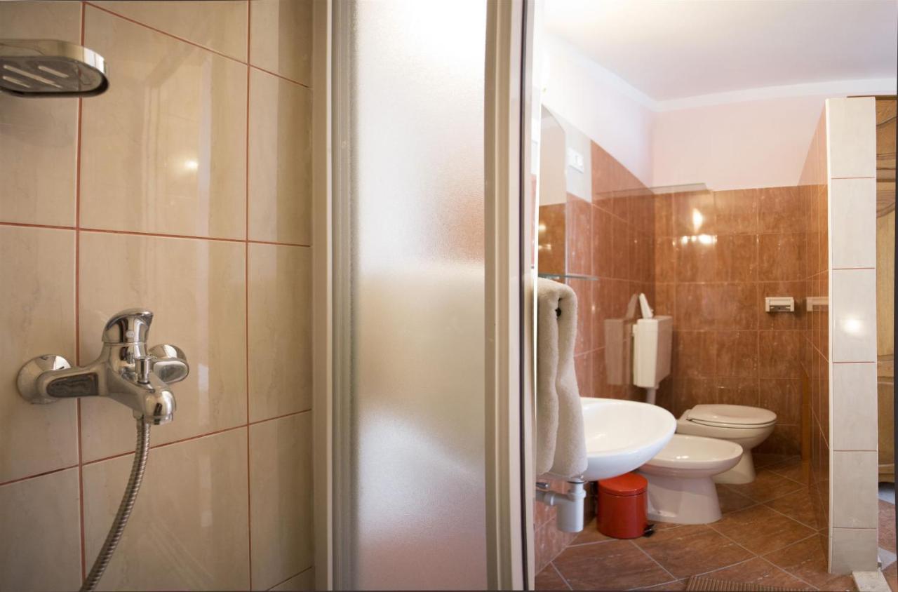 Apartments Gudelj Trogir Exterior photo