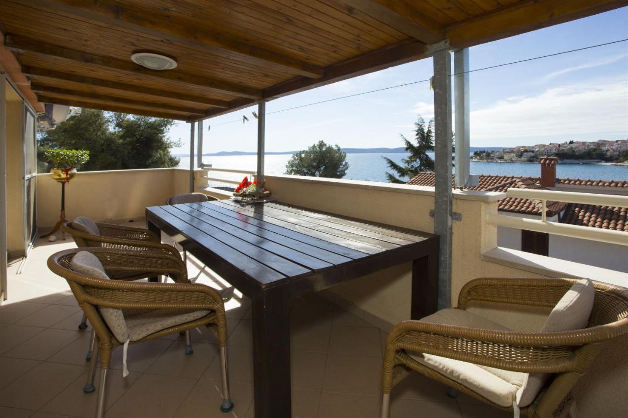 Apartments Gudelj Trogir Exterior photo